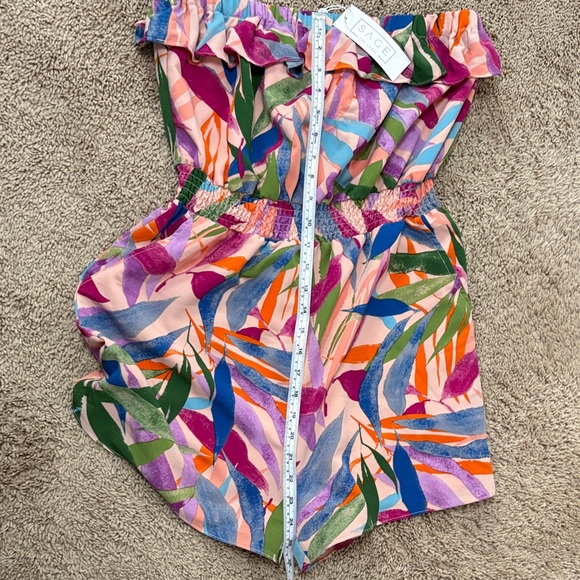 Sage Multicolor Patterned Garment - Picture 5 of 9